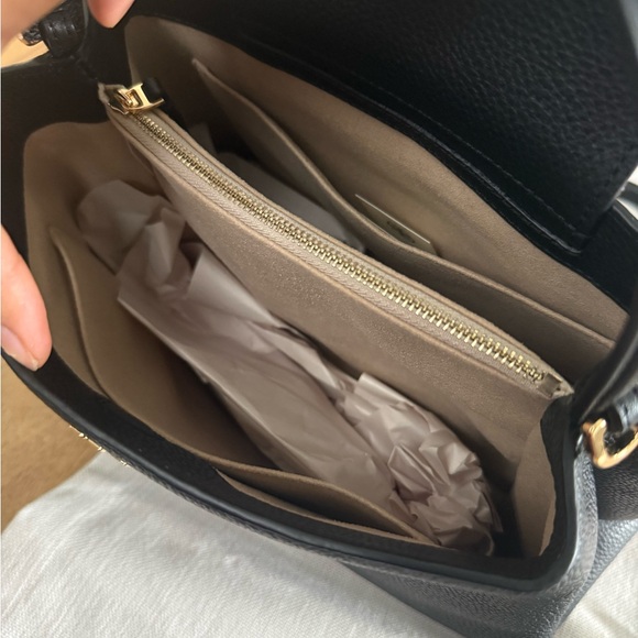 New 900+! Tory Burch BRITTEN leather SMOOTH SATCHEL & Matching Wallet black - Picture 7 of 13